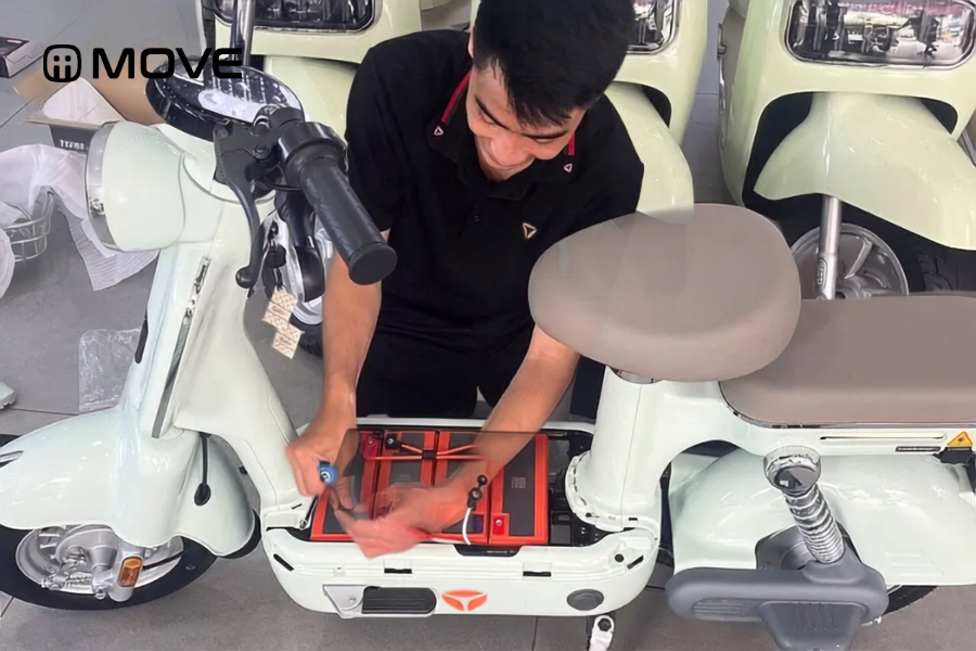 Hướng dẫn cách phục hồi bình ắc quy xe đạp điện
